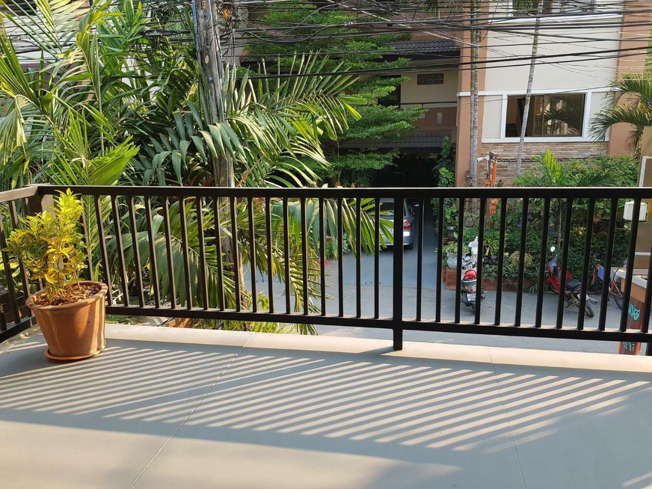 Piyanattha House Villa Chiang Mai Exterior foto